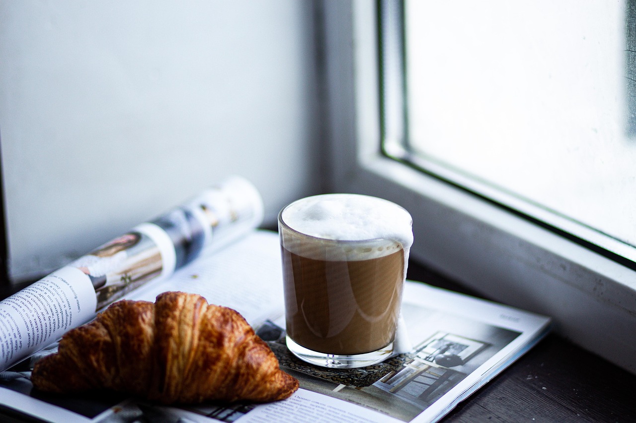 Cappuccino i rogalik